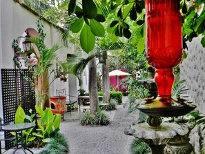 Interior - Hotel Rosa Morada (Tlaquepaque)