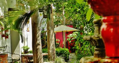 Hotel Rosa Morada