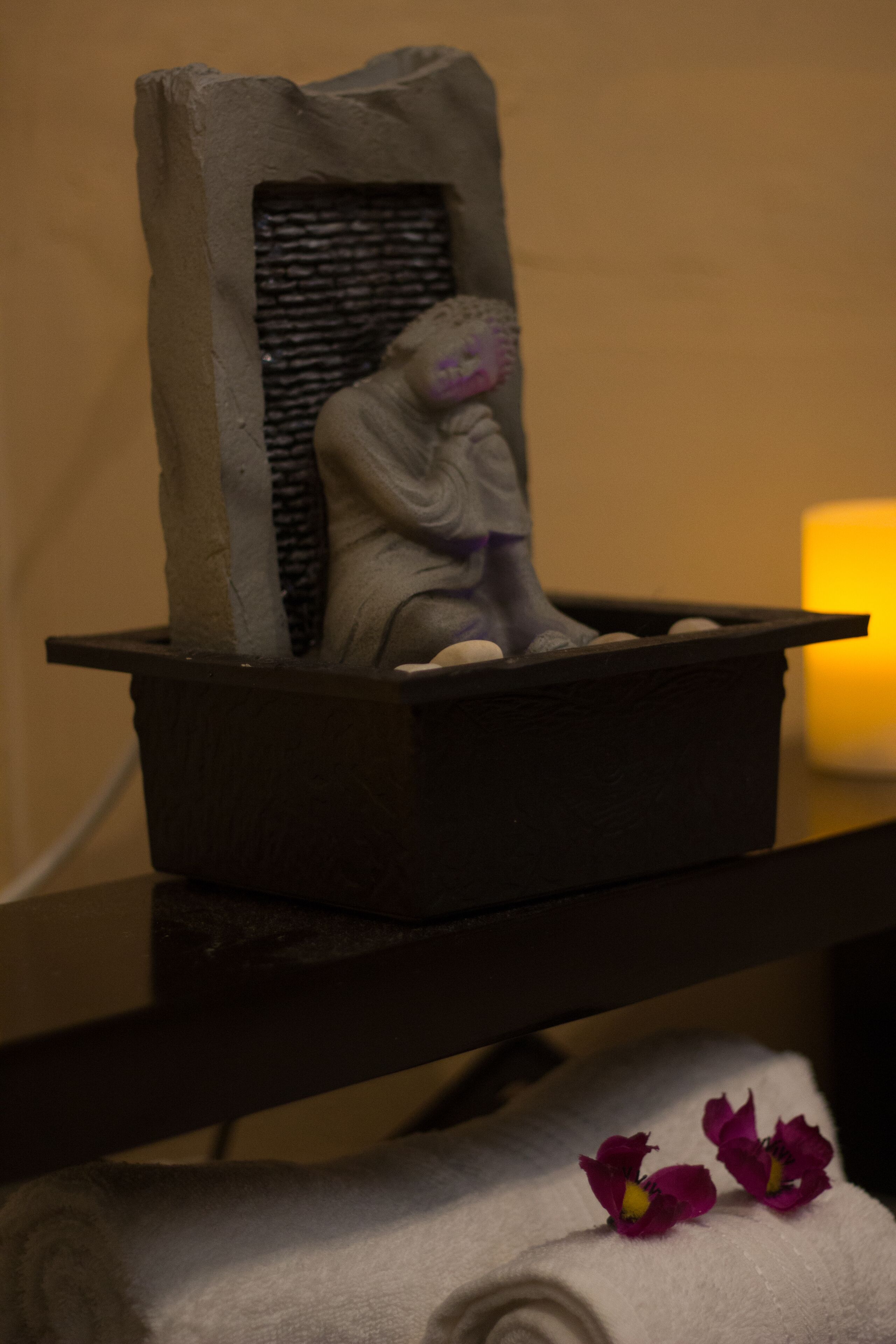 aromatherapy, hot stone massages, deep-tissue massages, swedish massages