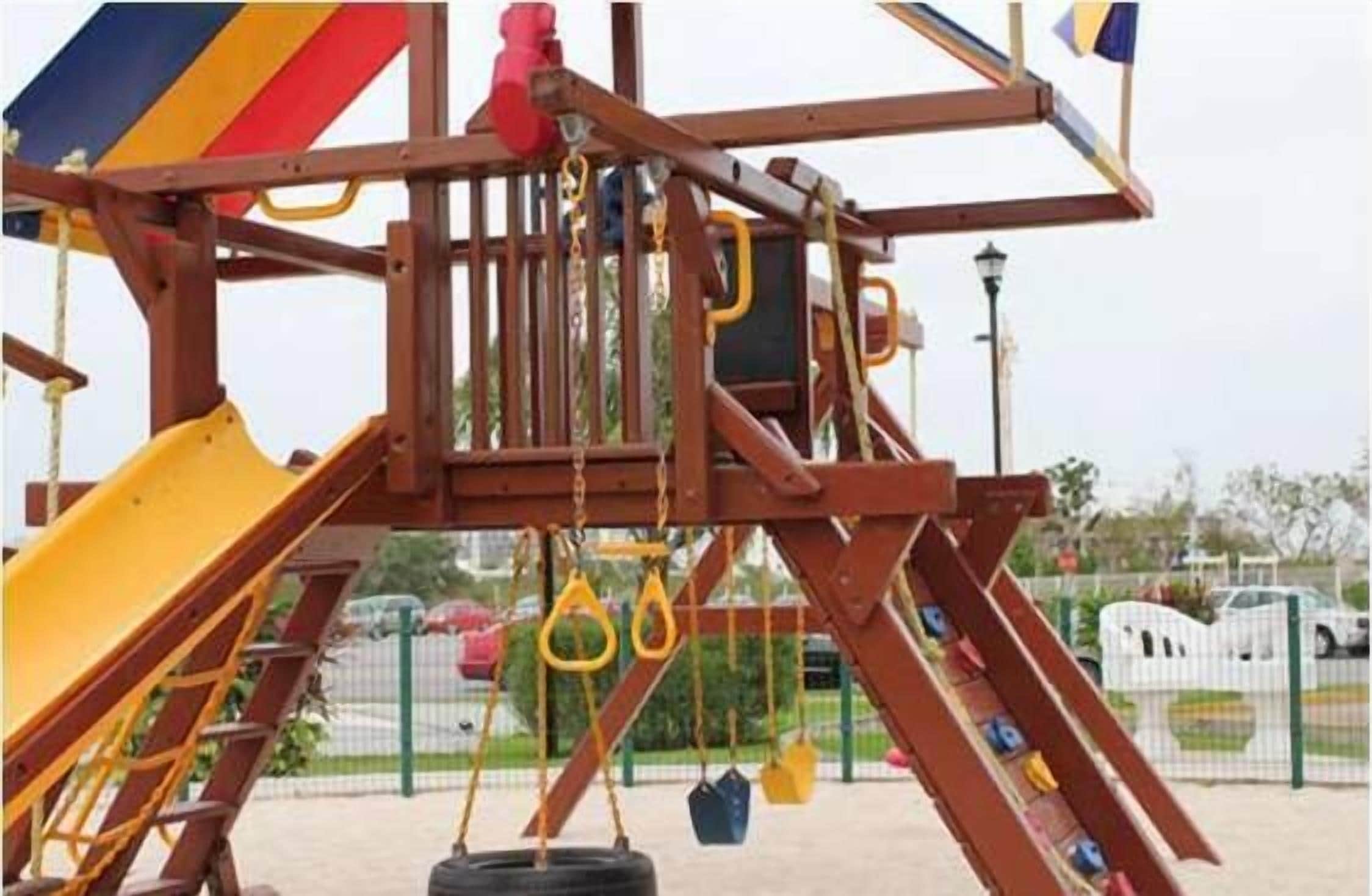 children’s play area – outdoor