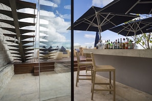 Bar (en la propiedad)