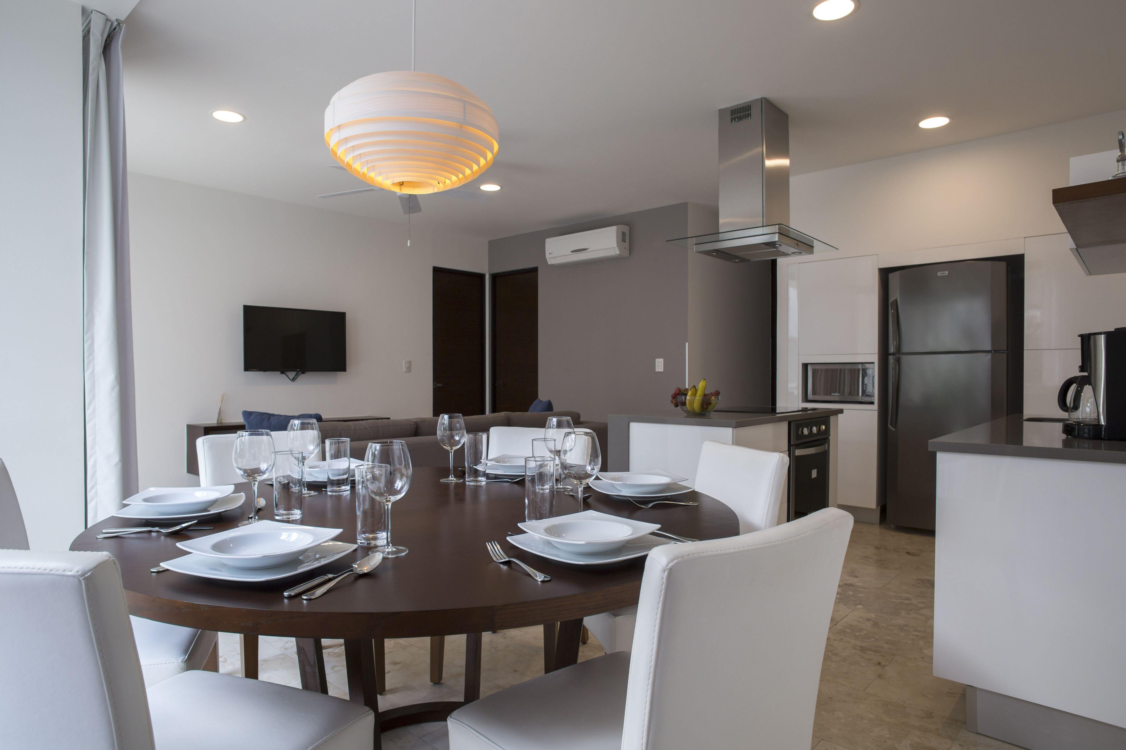 signature apartment, 2 bedrooms, 2 bathrooms | in-room dining