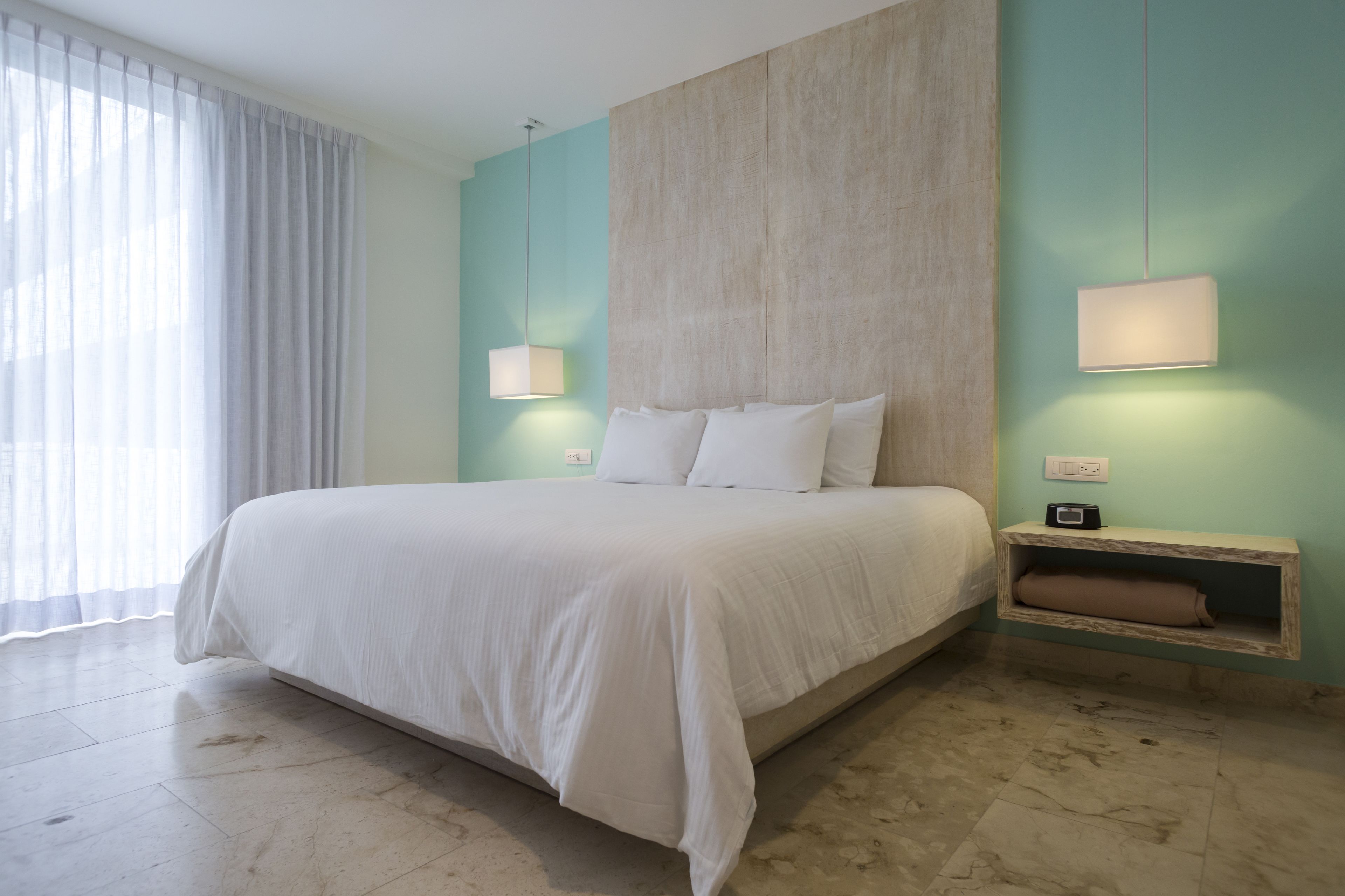 signature apartment, 2 bedrooms, 2 bathrooms | 1 bedroom, premium bedding, down duvets, in-room safe