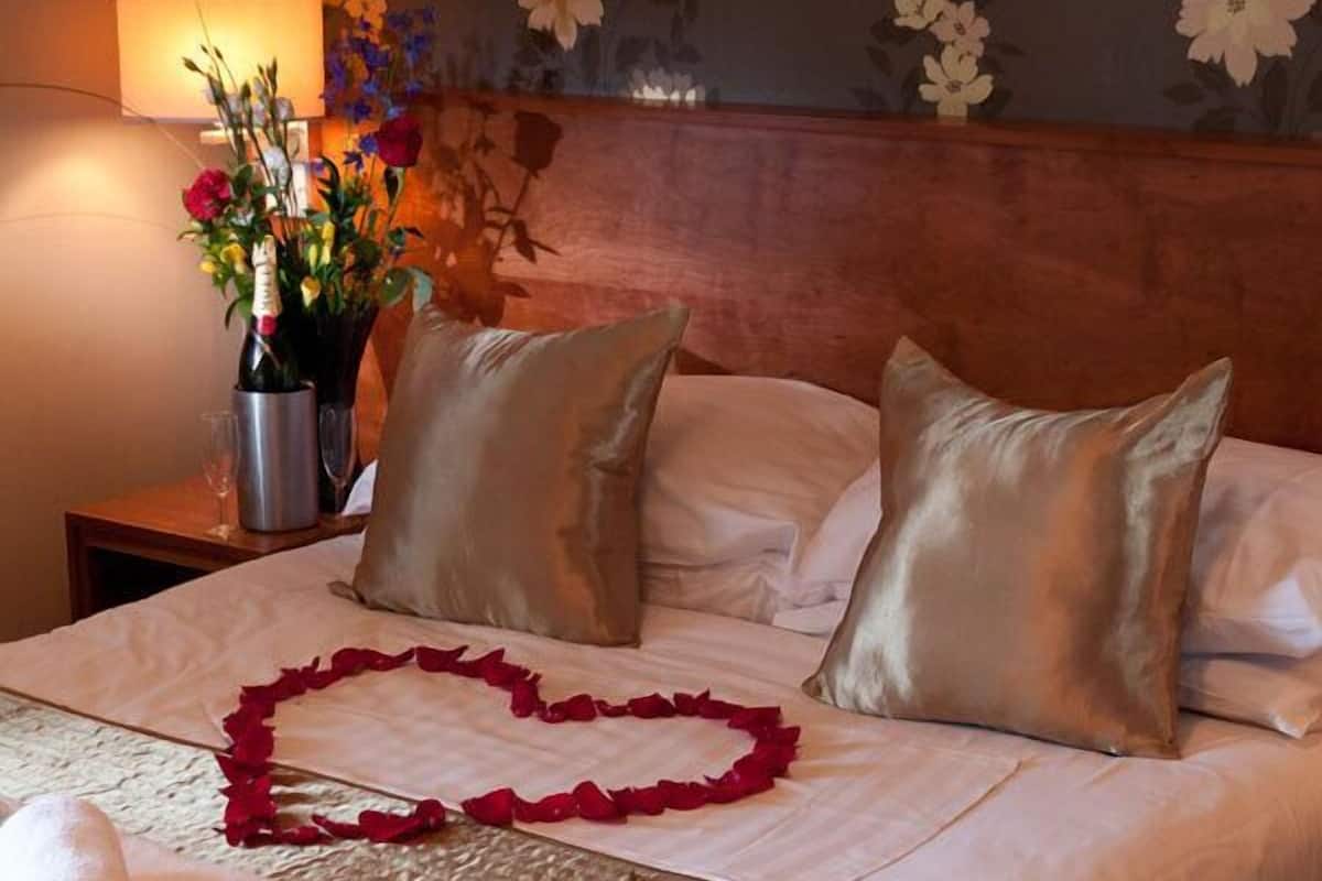 Standard Double or Twin Room, Ensuite (Shower)