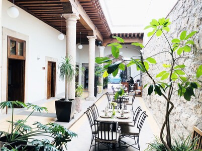 Hosting House Express