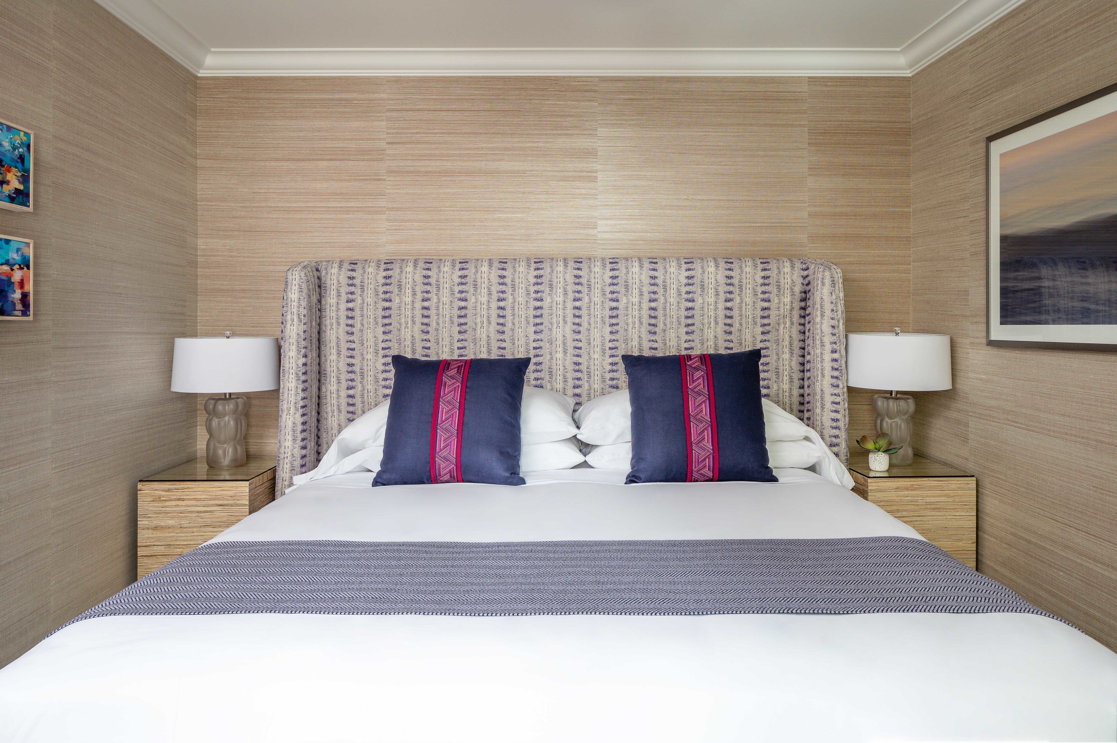 room, 1 king bed | premium bedding, iron/ironing board, free wifi, bed sheets