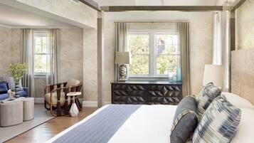 Premium bedding, iron/ironing board, free WiFi, bed sheets