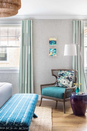 Deluxe Room, 1 King Bed