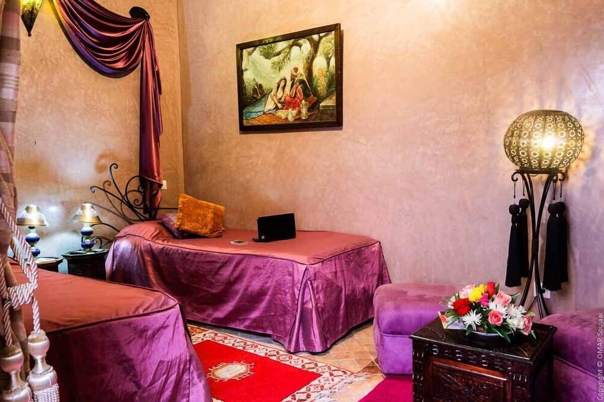 Standard Twin Room, Private Bathroom