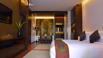 Executive Villa, 1 Bedroom | Premium bedding, minibar, in-room safe, desk