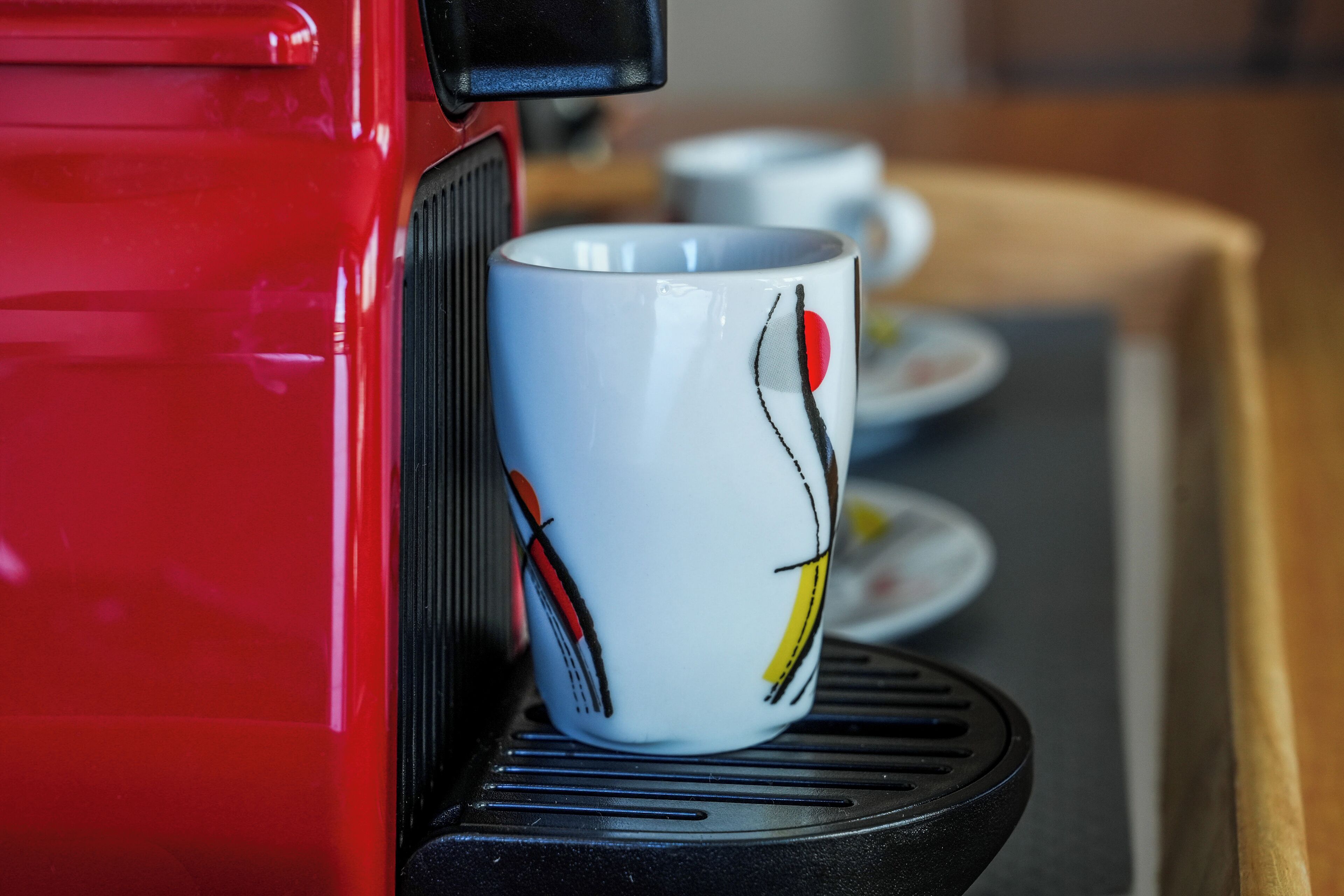 32-inch tv with digital channels