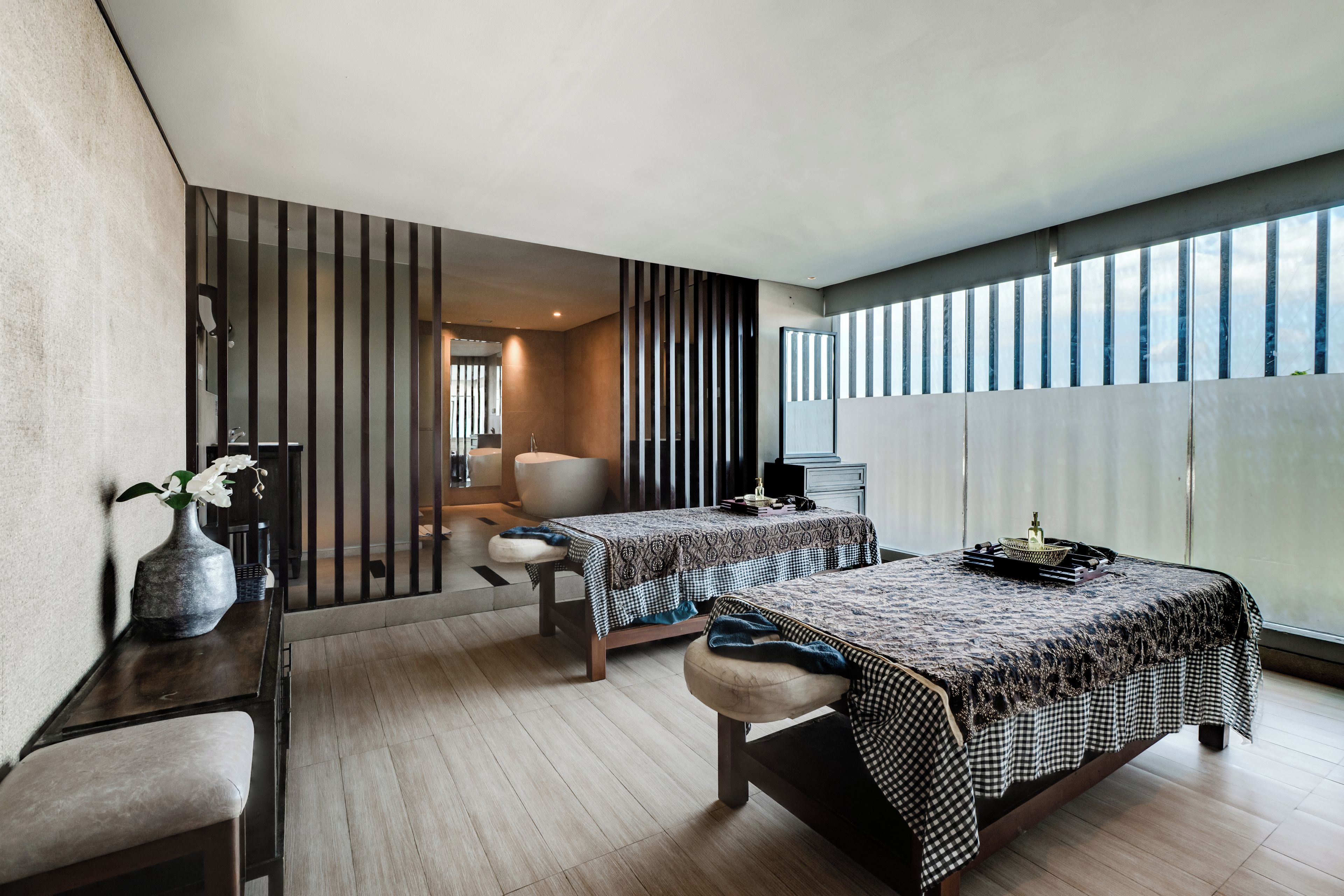 Couples treatment rooms, massages