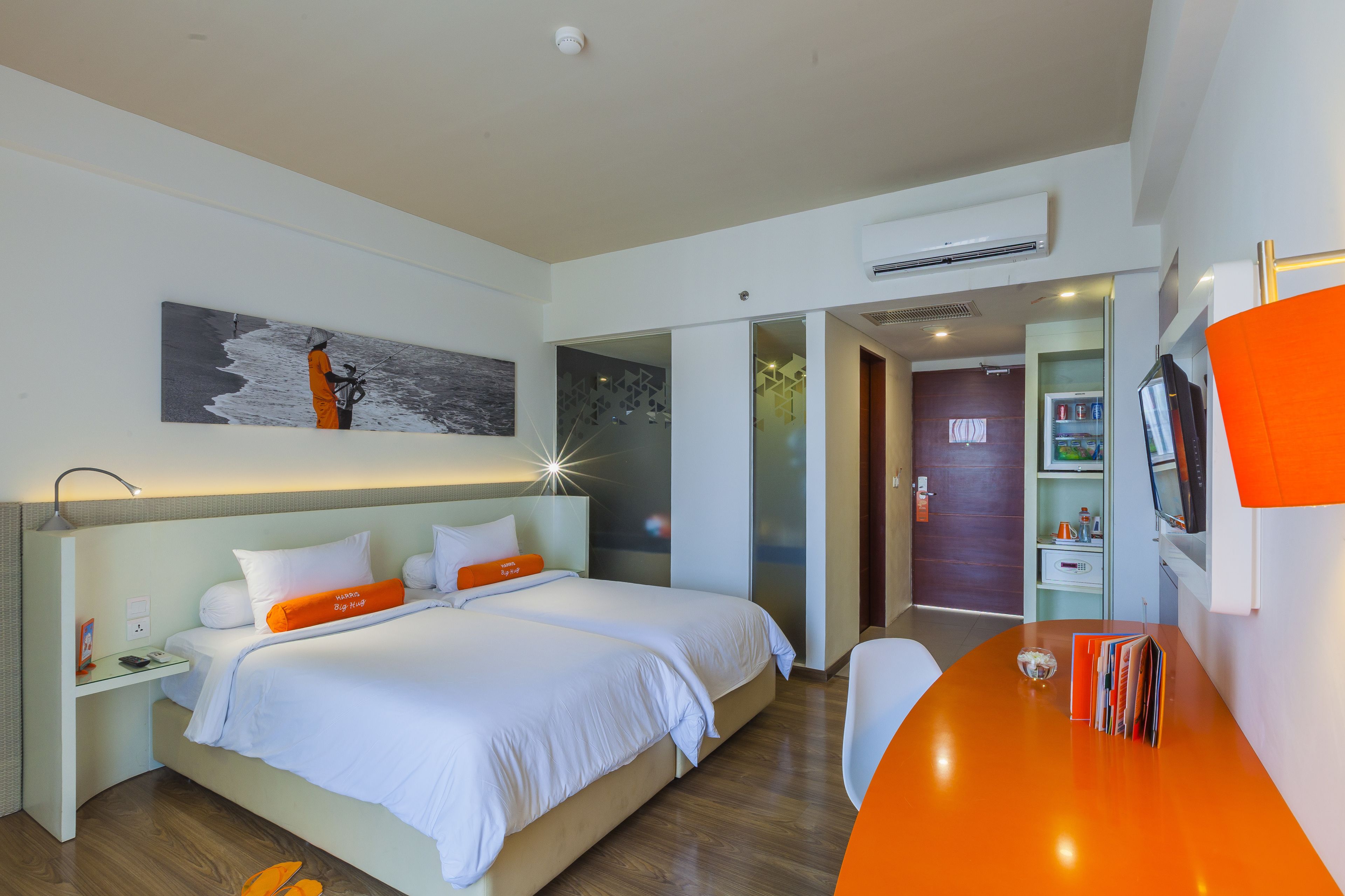 1 bedroom, premium bedding, minibar, in-room safe