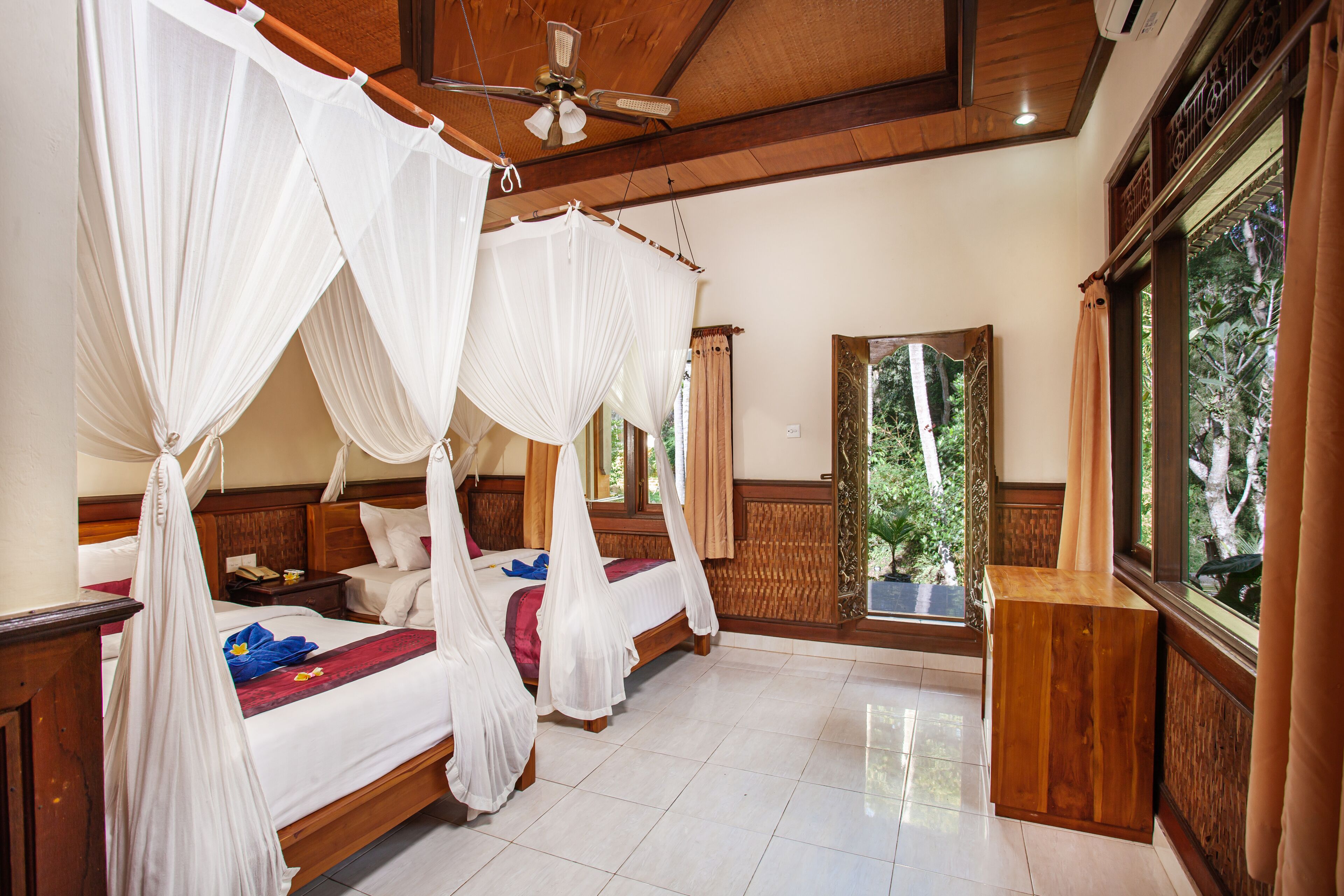 Foto - Nick's Pension