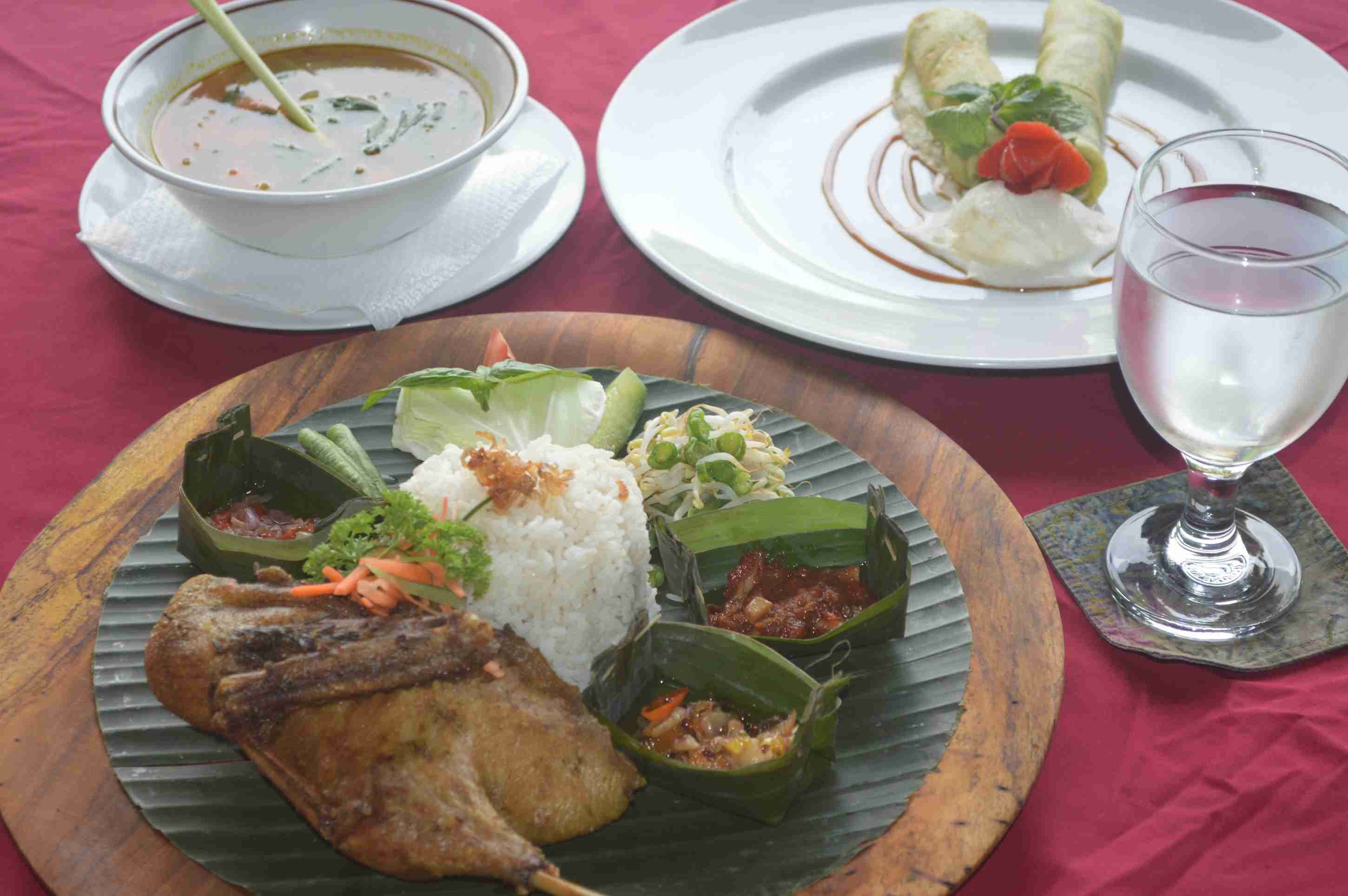 Foto - Nick's Pension