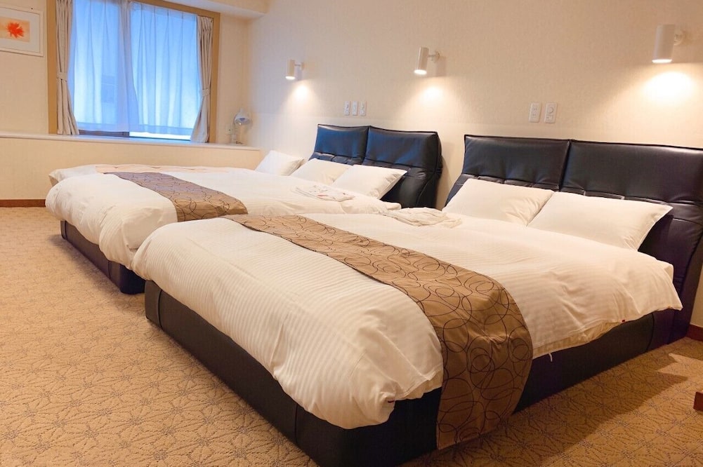 U Community Hotel