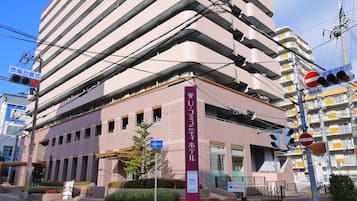 Petit déjeuner buffet (1400 JPY par personne)