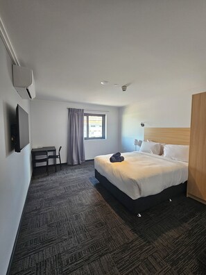 Superior Room, 1 Queen Bed, Non Smoking