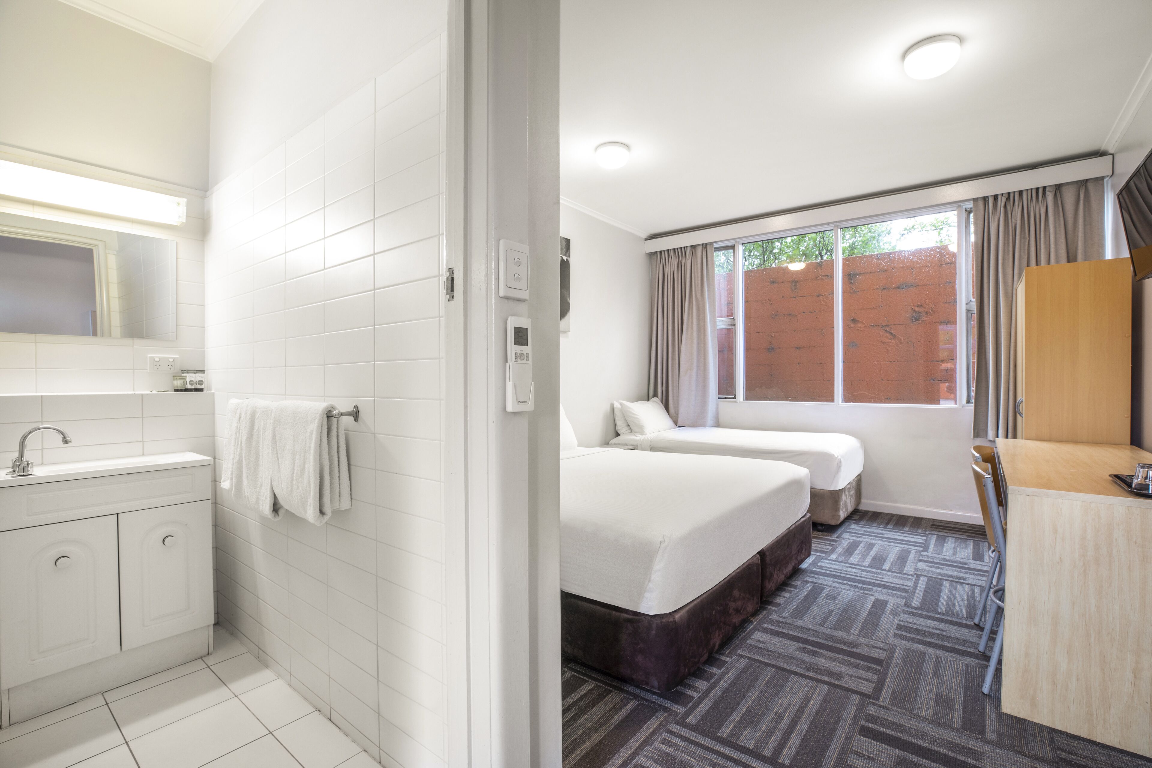 Foto - Meadow Inn Hotel-Motel