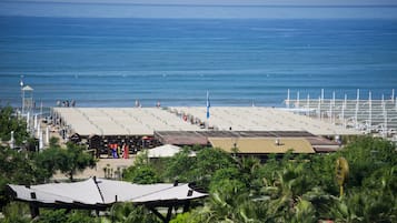 Private beach, sun loungers, beach umbrellas, beach towels