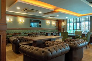 3 quầy bar/khu lounge, quầy bar bên hồ bơi, quán bar trên bãi biển 