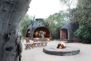 Exterior - Zulu Camp at Shambala Private Game Reserve (Vaalwater)