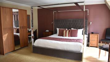 Suite Familiale | Bureau, fer et planche Ă repasser, Wi-Fi gratuit, draps fournis