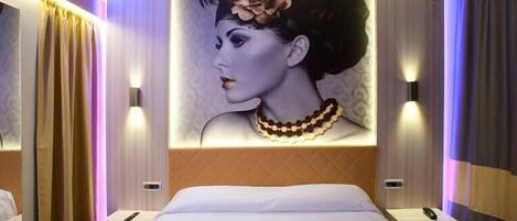 1 bedroom, minibar, in-room safe, desk