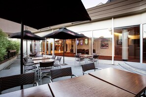 Balcony - Nightcap at Gateway Hotel (Corio)
