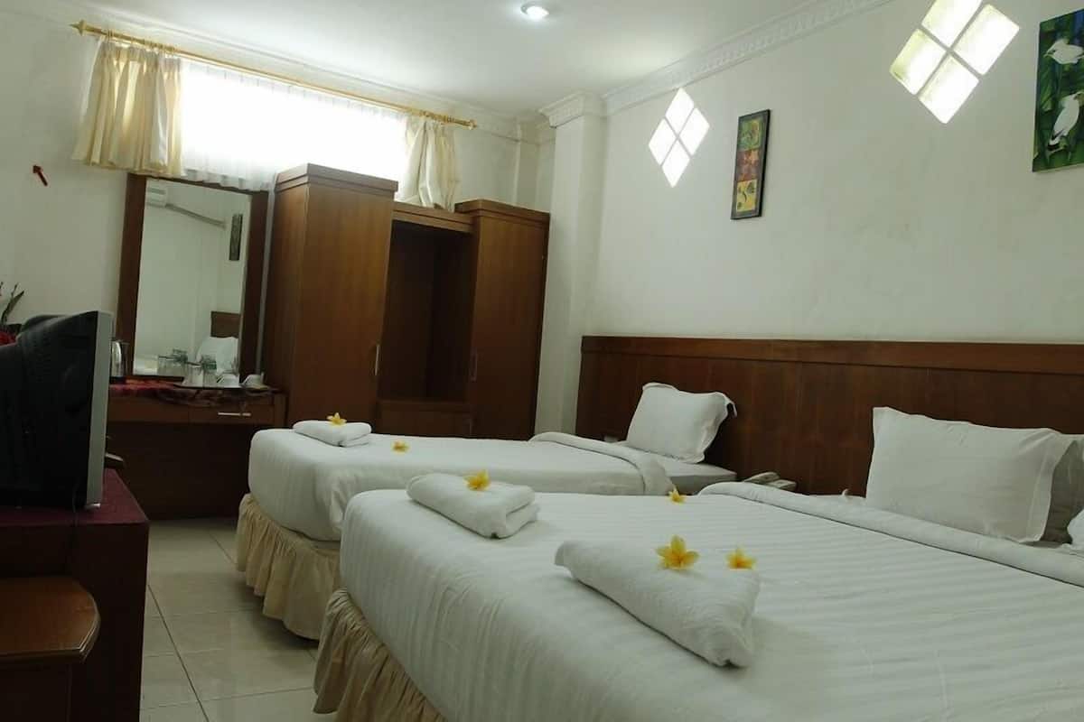 Free WiFi, bed sheets