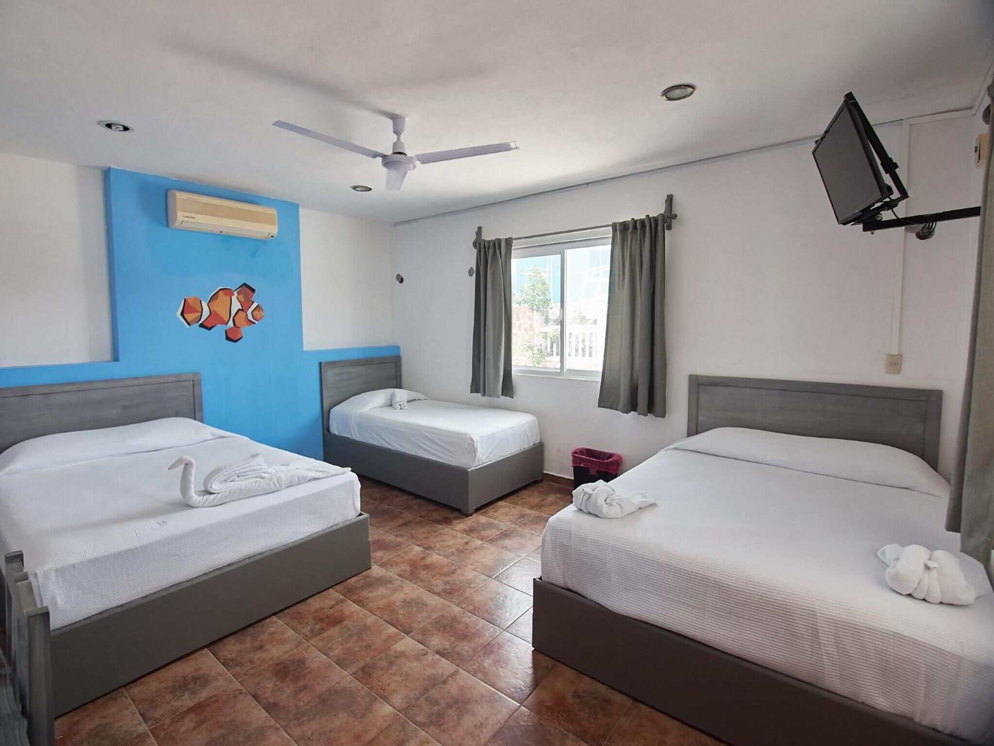 in-room safe, desk, free wifi, bed sheets