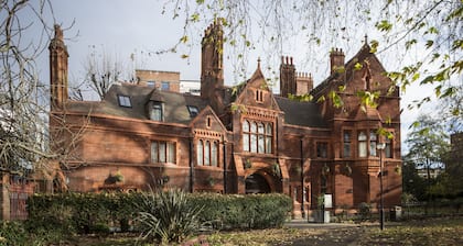 St Paul's Hotel