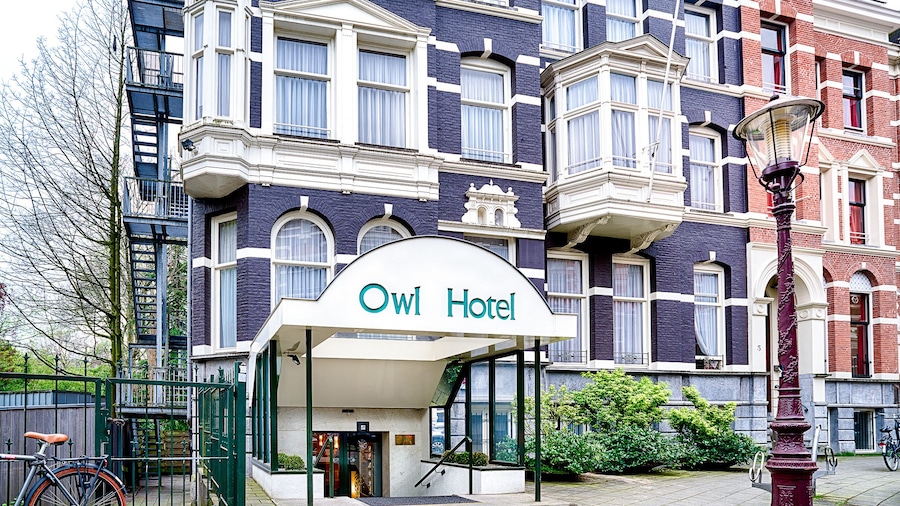 Owl Hotel