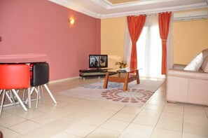 Suite | Living area - Futuris Hotel (Douala)