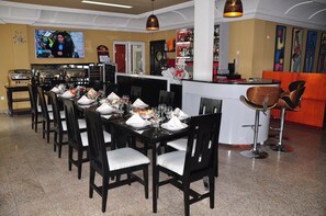 Restaurant - Futuris Hotel (Douala)