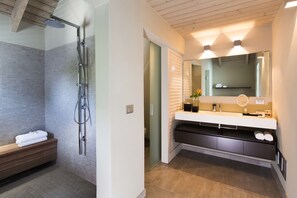 Penthouse, 2 Bedrooms, Balcony, Marina View | Bathroom