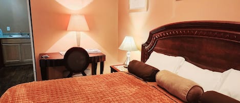 Coffres-forts dans les chambres, bureau, fer et planche à repasser