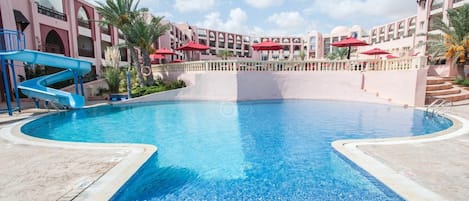 Indoor pool, seasonal outdoor pool