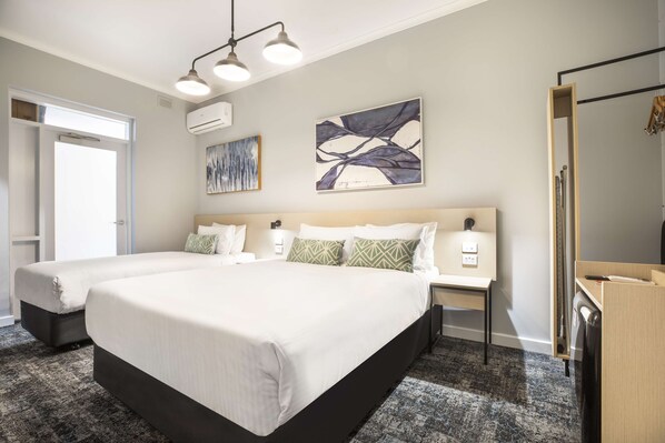 مكواة/لوح كي وواي فاي مجانًا وملاءات أسرّة