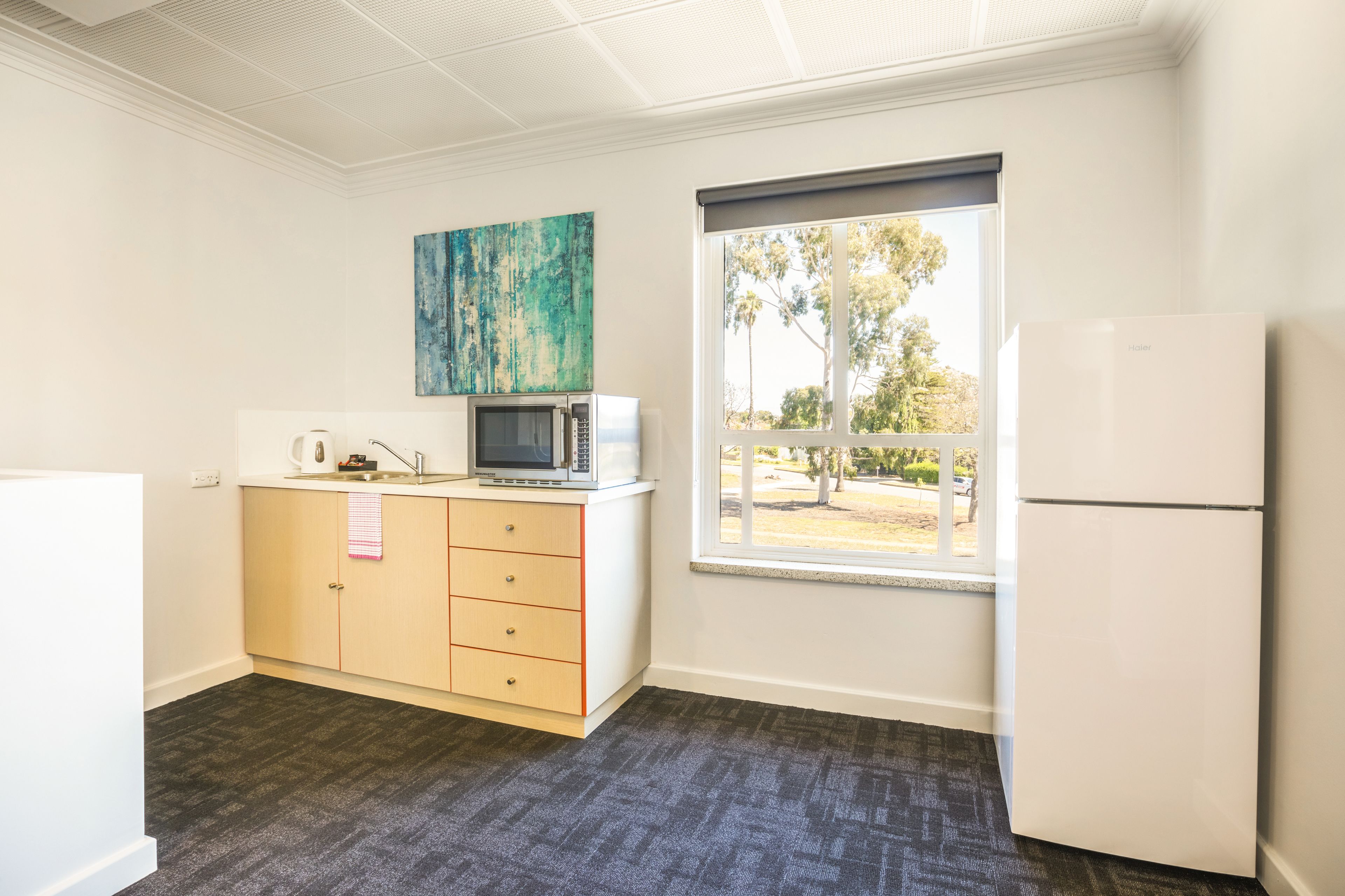 apartment, 2 bedrooms | private kitchenette | fridge, electric kettle