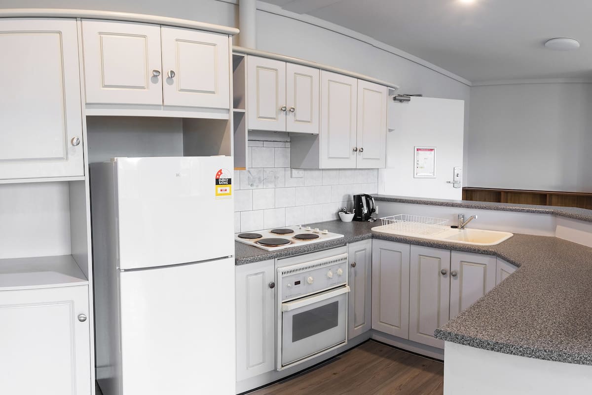apartment, 1 bedroom | private kitchen | fridge, electric kettle