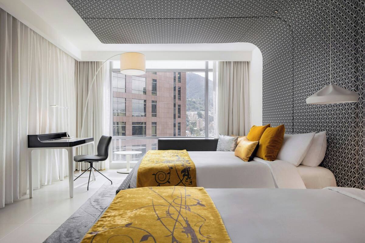 Fabulous Room, 高級客房, 2 張加大雙人床 | 高級寢具、羽絨被、迷你吧、客房內保險箱
