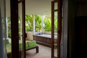 Minibar, in-room safe, desk, rollaway beds