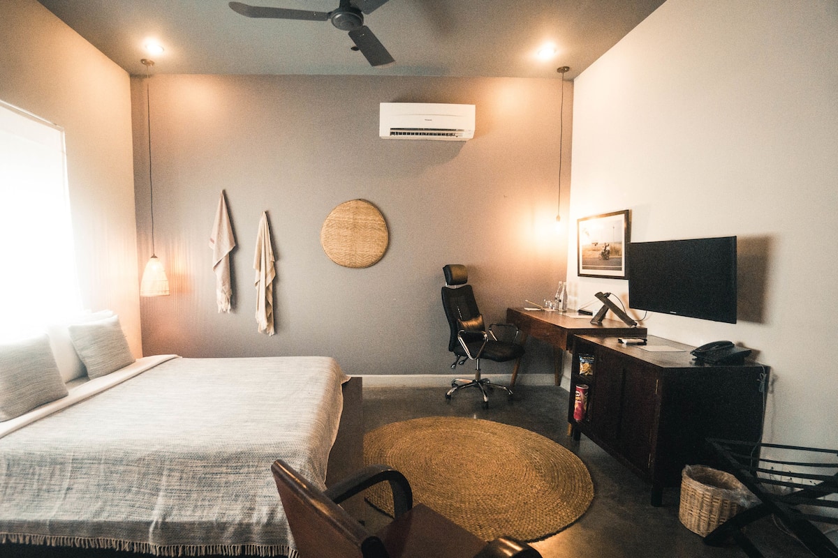 1 bedroom, minibar, in-room safe, desk