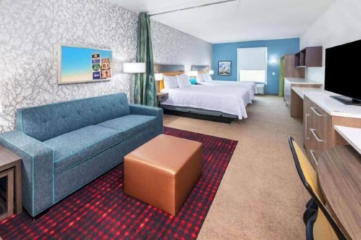 Desk, iron/ironing board, free cribs/infant beds, free WiFi