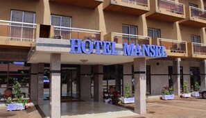 Exterior - Hotel Mansel (Yaoundé)