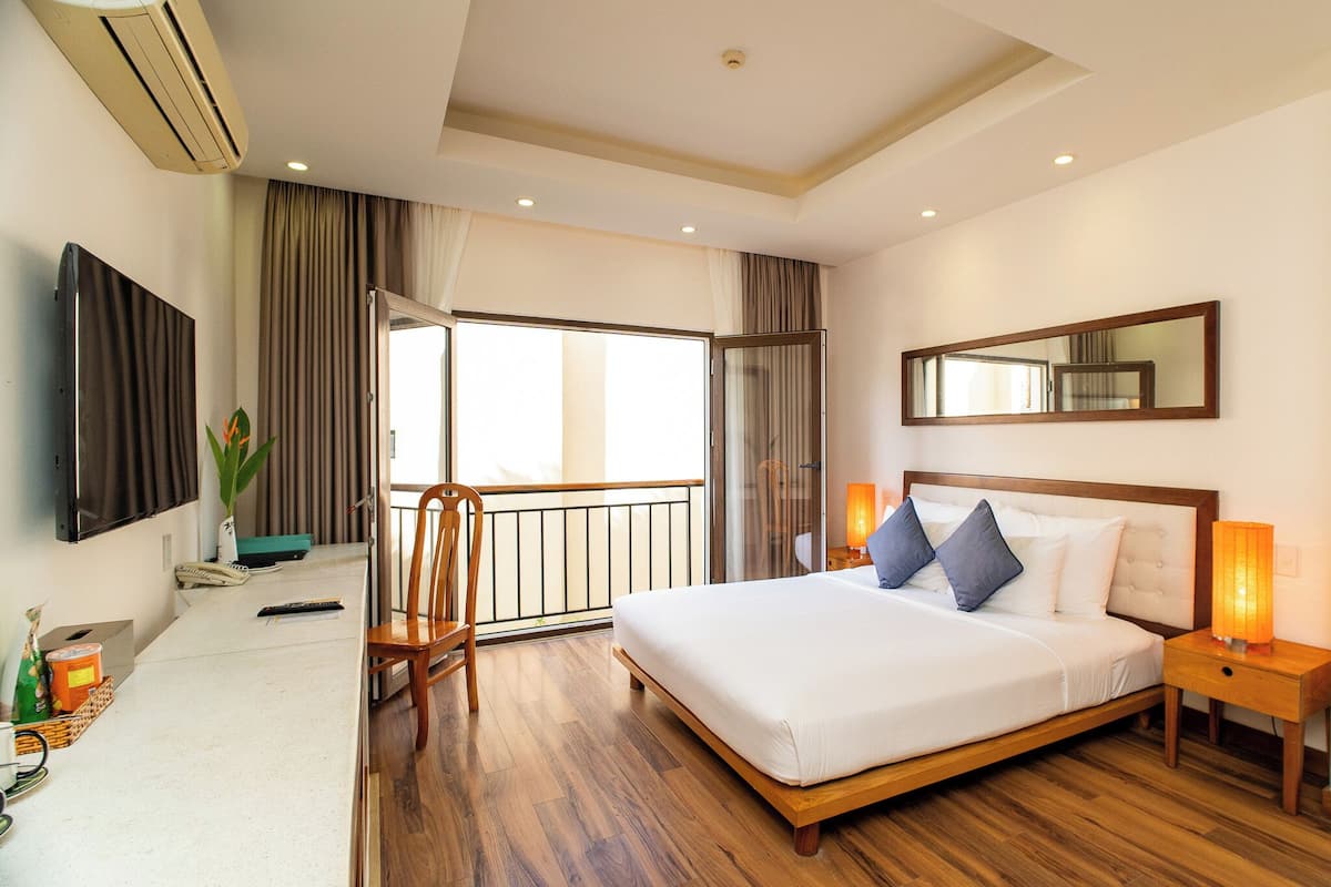 superior double room | 3 bedrooms, premium bedding, minibar, in-room safe