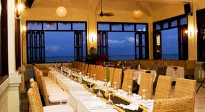 Breakfast, lunch, dinner served; international cuisine, beach views