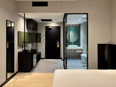 Crystal Crown Kuala Lumpur