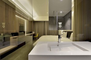 Schreibtisch, Bügeleisen/Bügelbrett, kostenloses WLAN, Bettwäsche